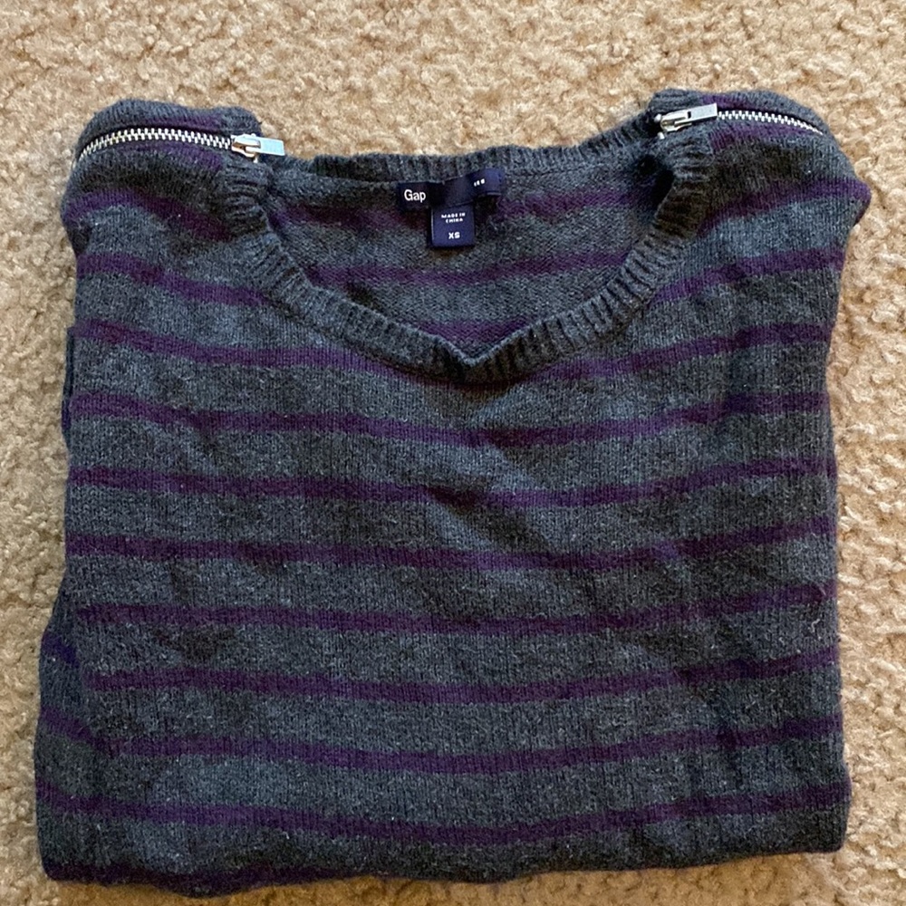 Striped sweater - Picture 2 of 5